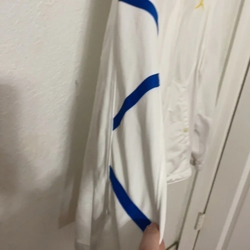 Air Jordan jacket. - Picture 6 of 9